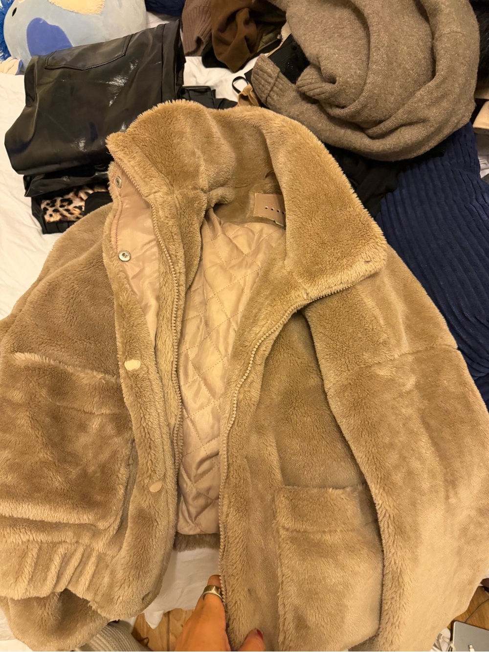 Women’s  Tan Faux Fur Jacket - Classic Cozy Coat